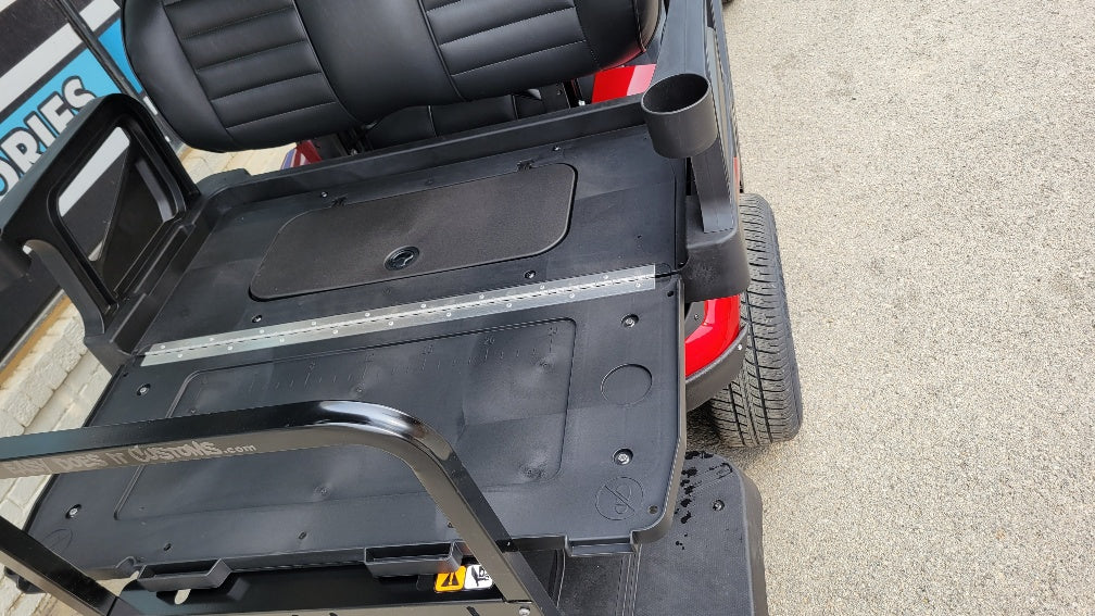 2023 EZGO Express L6 EFI Gas *SOLD*