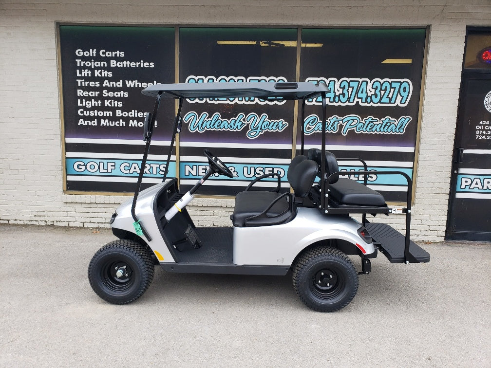 2021 EZGO VALOR EX1 GAS GOLF CART - Silver with Black Seat *SOLD*