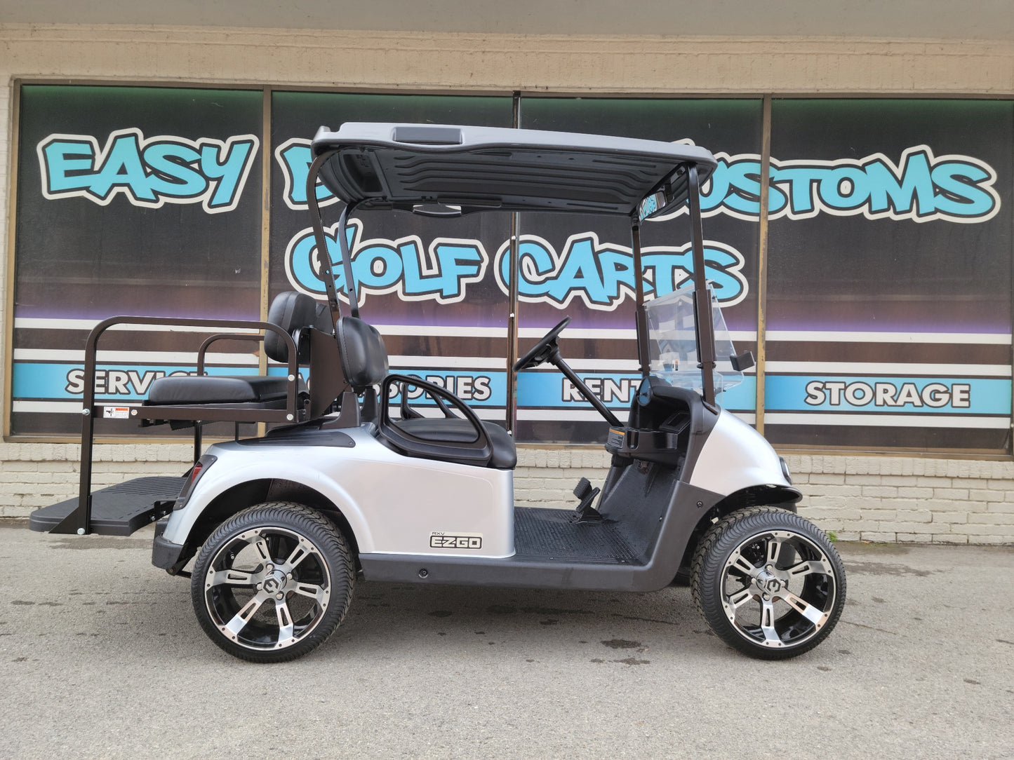 2017 EZGO RXV - Silver w/ Black Seats *SOLD*