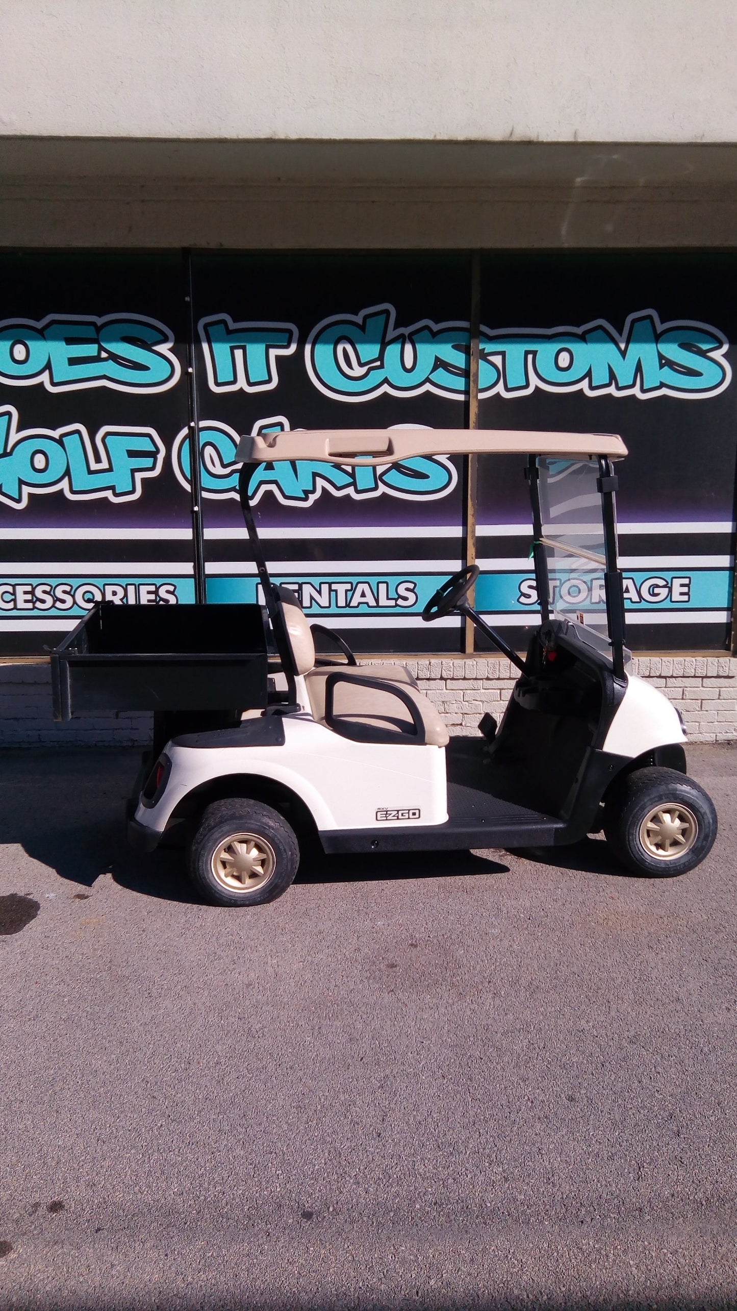 2013 Electric EZGO RXV with box **SOLD**