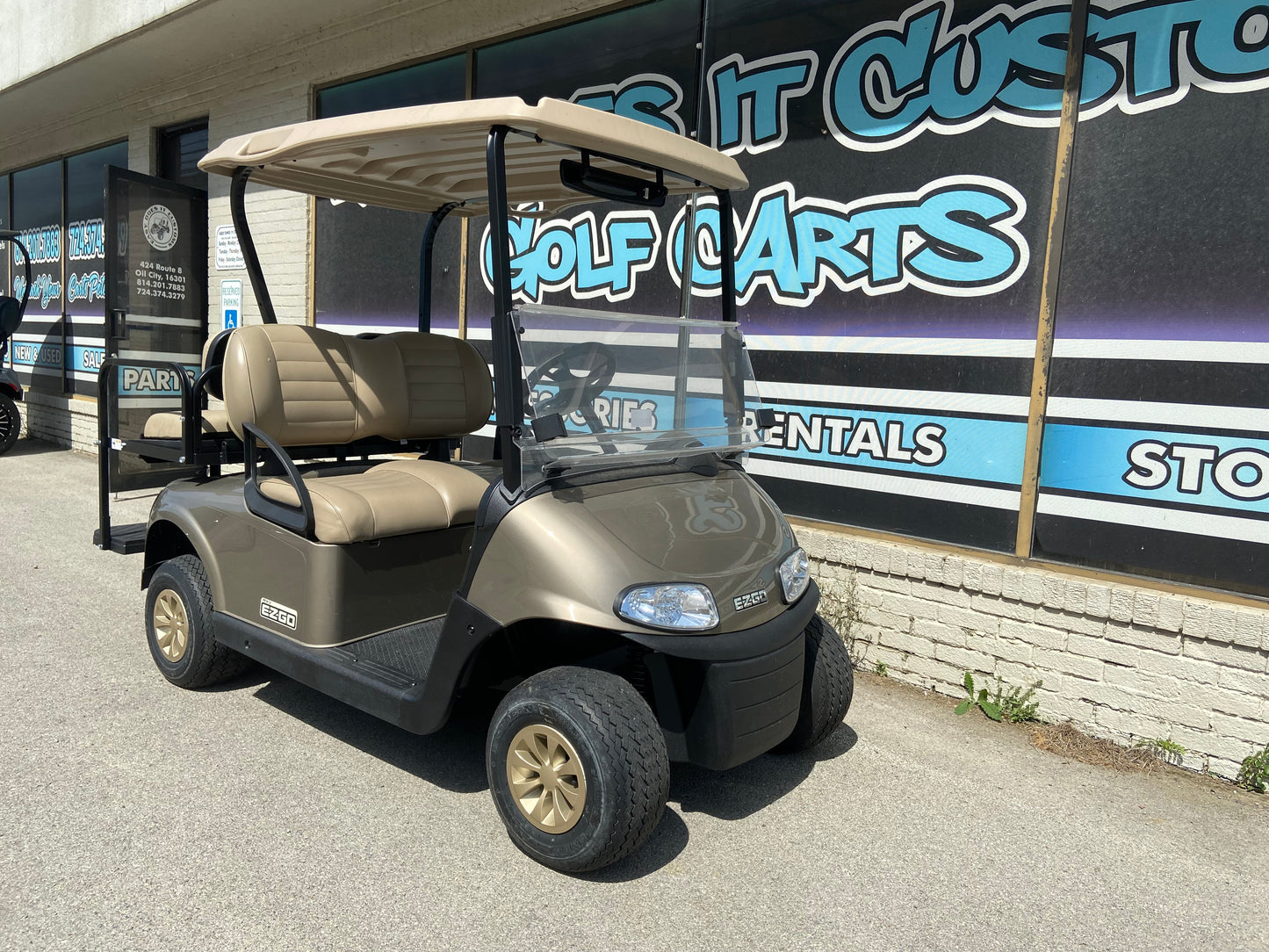 2017 EZGO RXV - Almond *SOLD*